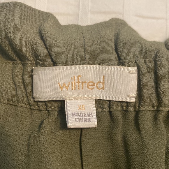 Wilfred Silk Shorts - Picture 2 of 6